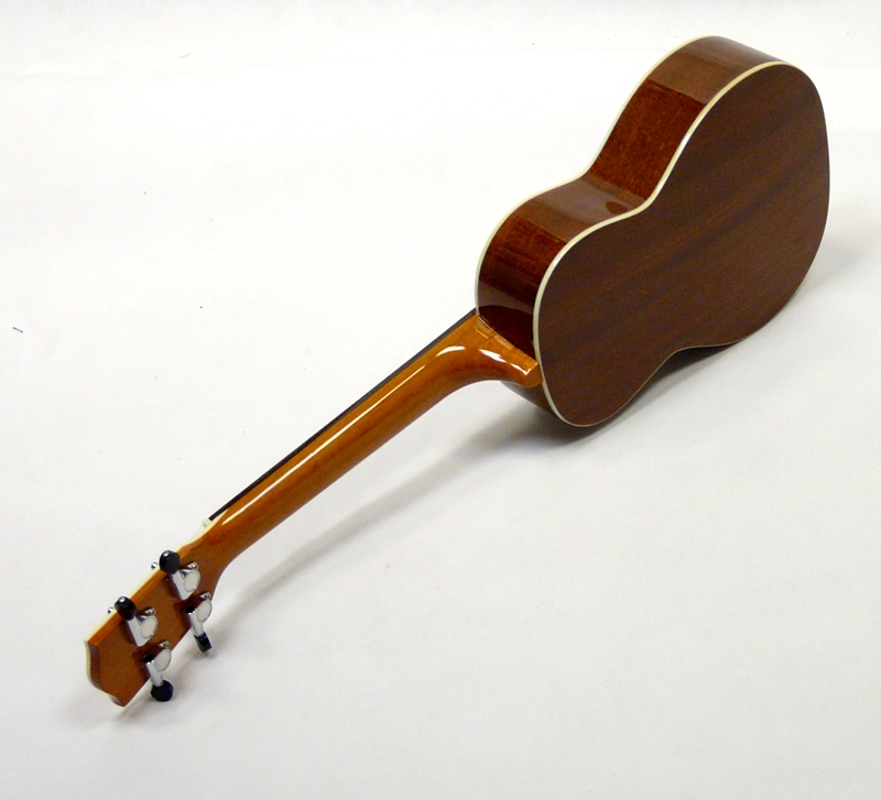 Tenor elektroakustické ukulele MAINLAND KLASIK EQ Lesklé mahagon