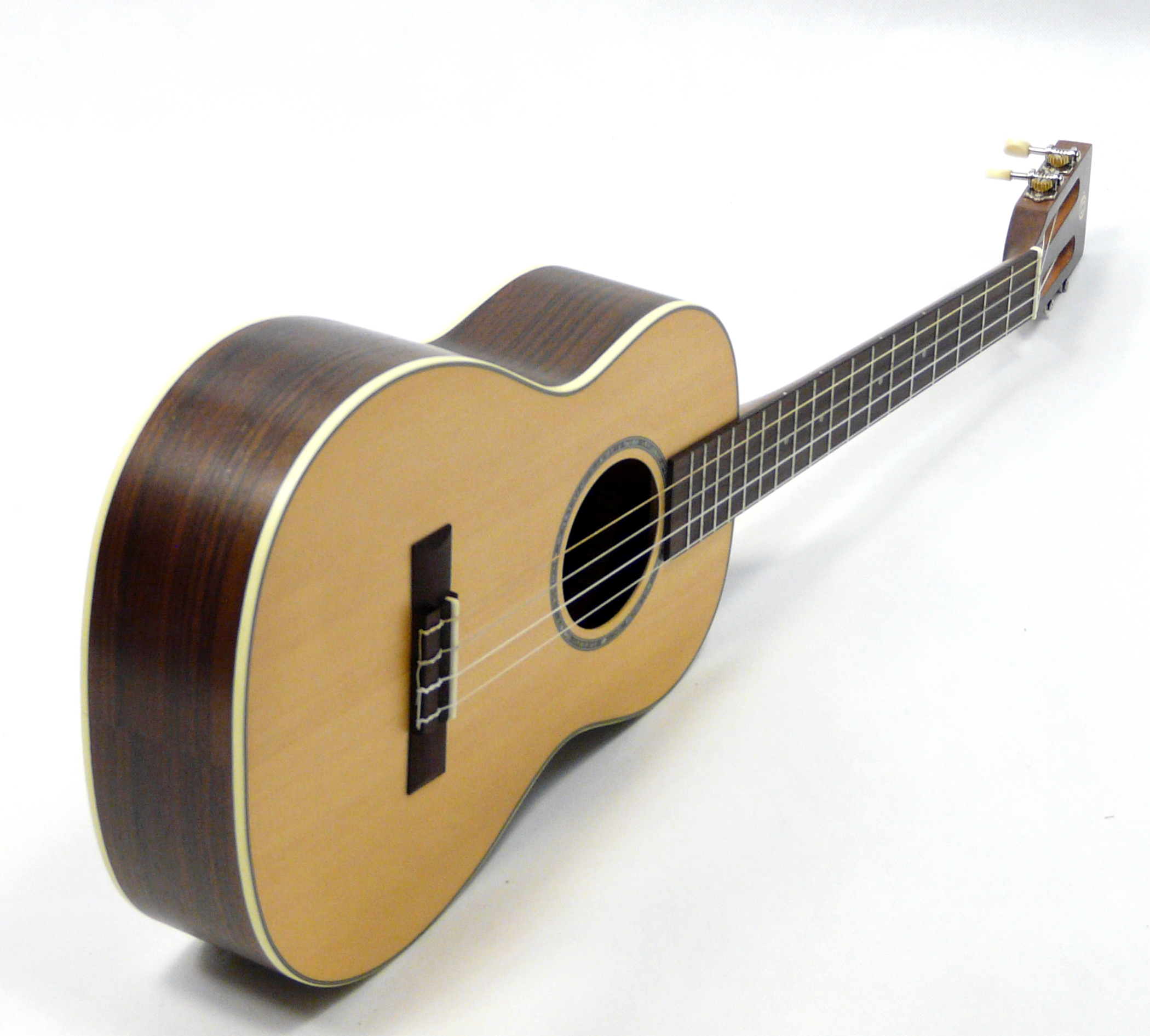 Baryton ukulele OHANA BK-70R Smrk a mahagon
