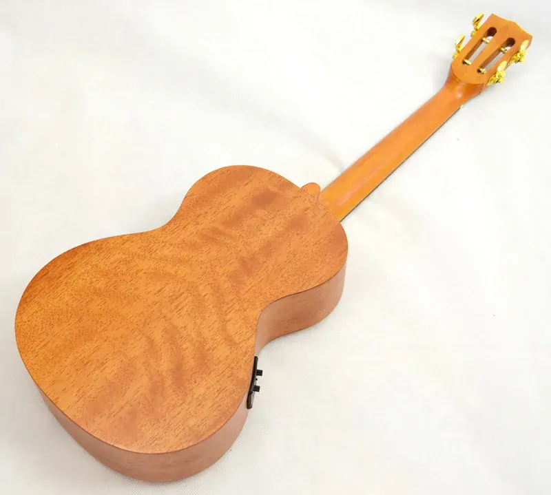 Barytonové elektoakusticke ukulele MAHALO JAVA