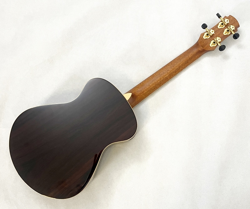 Celomasivní tenor ukulele MAESTRO UT-CO Červený cedr a cocobolo