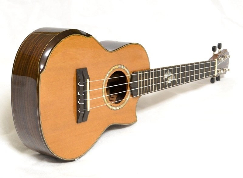 Celomasivní tenor ukulele MAESTRO UT-1R Červený cedr a palisandr