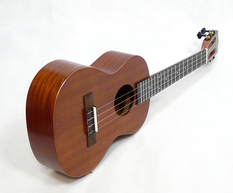 Kiwaya mahagonové tenor ukulele KTU-1
