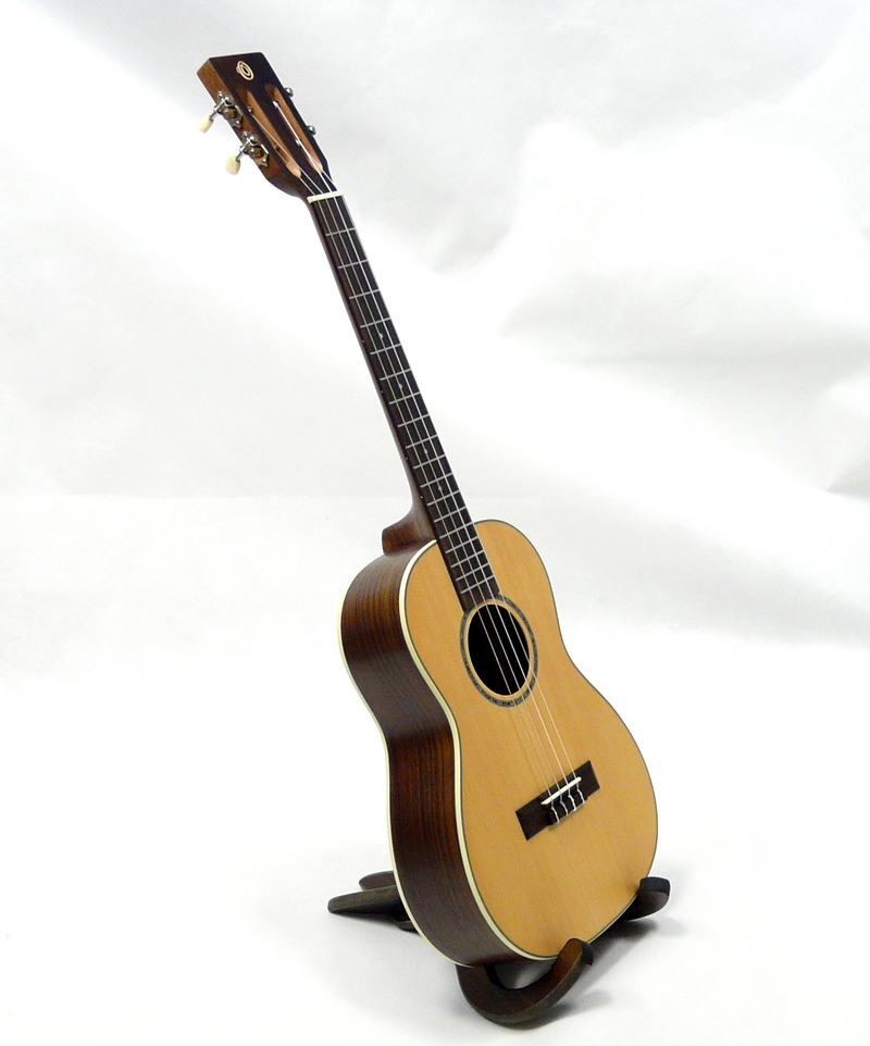 Baryton ukulele OHANA BK-70R Smrk a mahagon