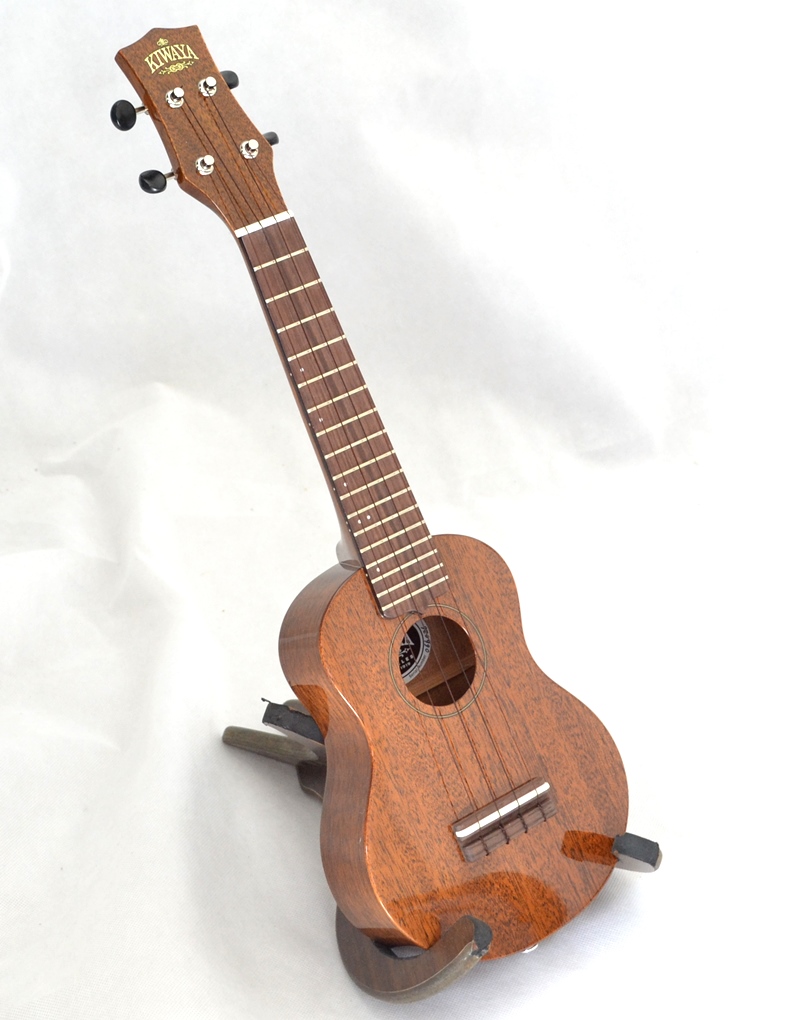 Sopránové ukulele KIWAYA KPS-1M Mahagon