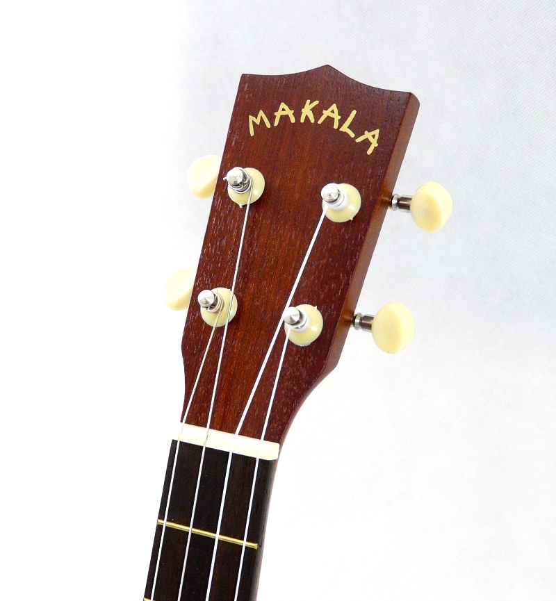 Barytonové ukulele MAKALA  MK B Agattis