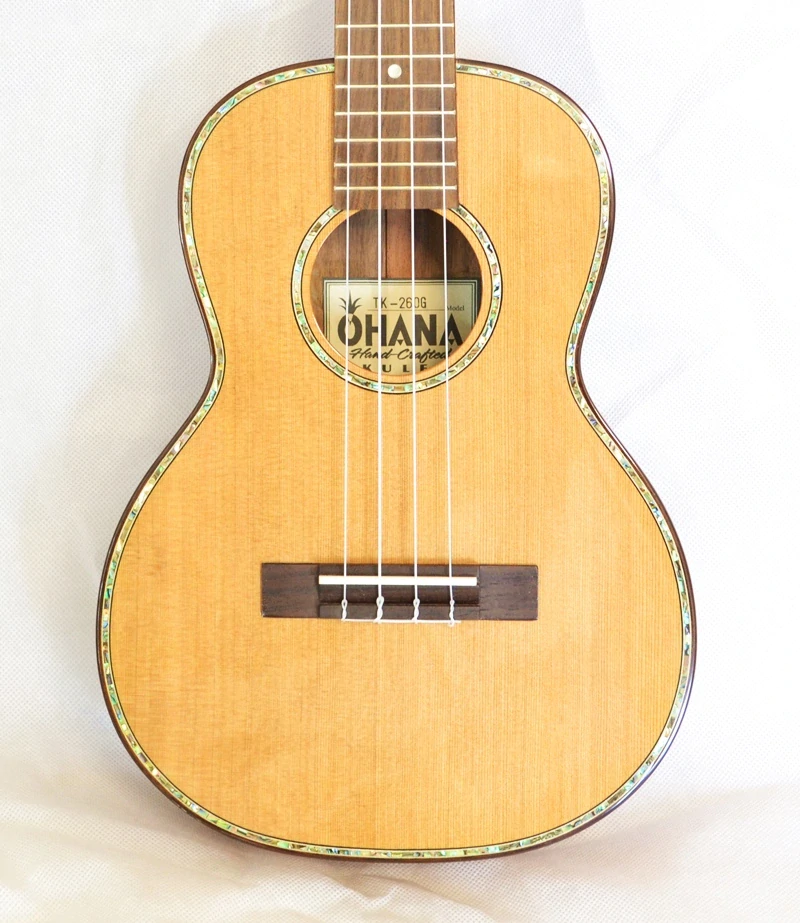 Celomasivní tenorové ukulele OHANA TK-60G Cedr & Akacia