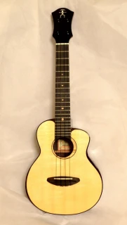 Koncertní ukulele aNueNue UC200 Moonbird