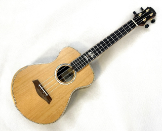 Celomasivní tenor ukulele MAESTRO UT-CO Červený cedr a cocobolo
